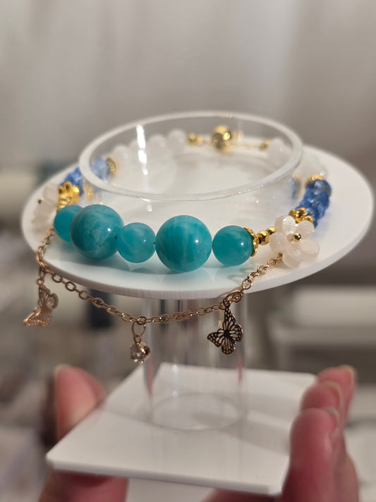 Amazonite and White Agate Bracelet